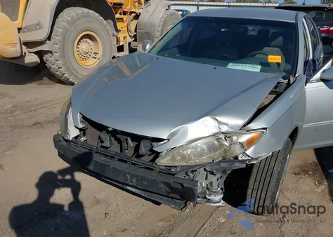 2006 Toyota Camry Le z USA, uszkodzony, nr VIN 4T1BE32K36U140454